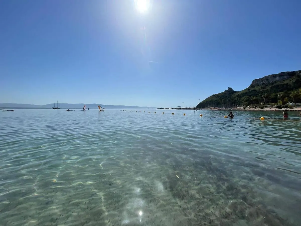 Appartamento Suite Sardinia Holiday Cagliari 0*,  Italia