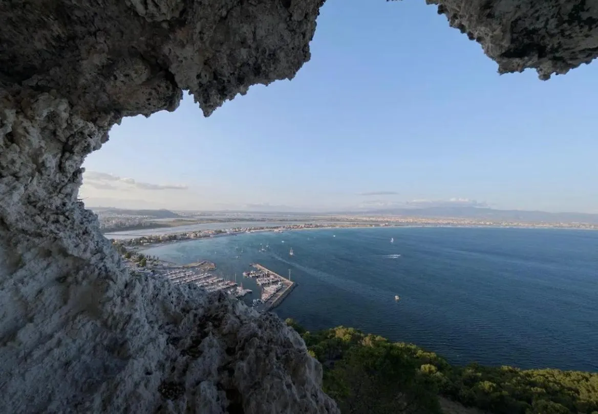 Apartment Appartamento Suite Sardinia Holiday Cagliari Italy